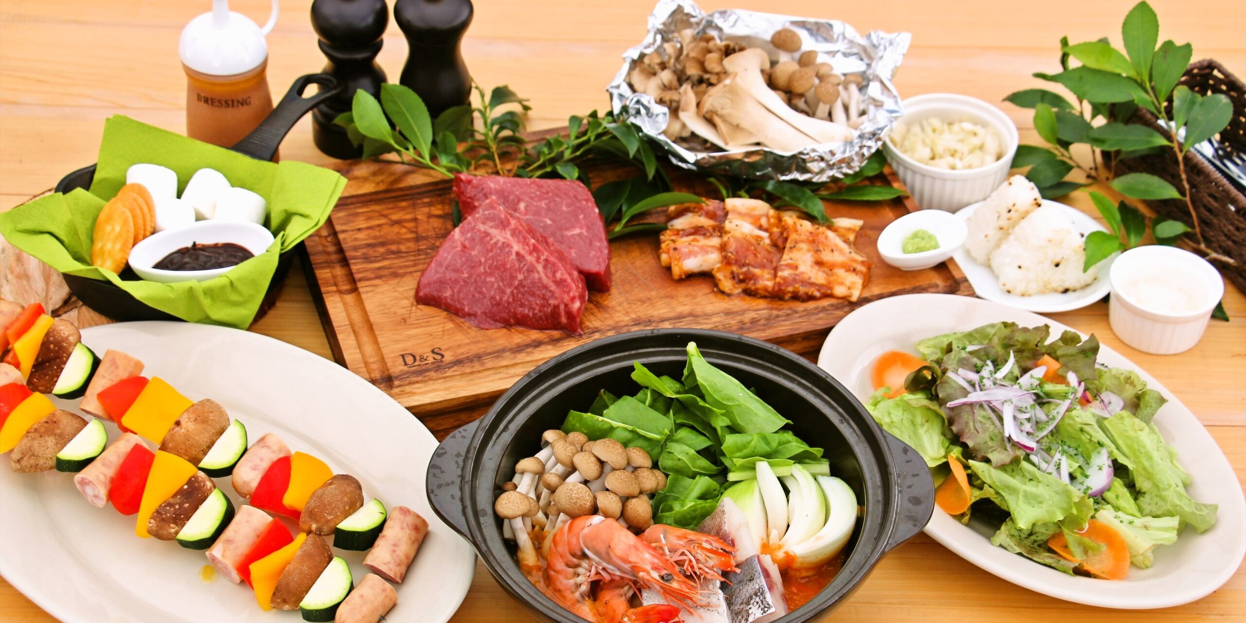 11月から3月は熟成肉と魚介鍋の共演が楽しめます!