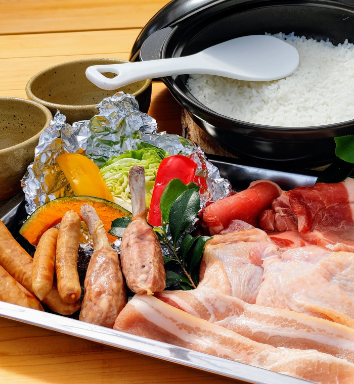 土鍋ご飯とワイワイお手頃バーベキュー